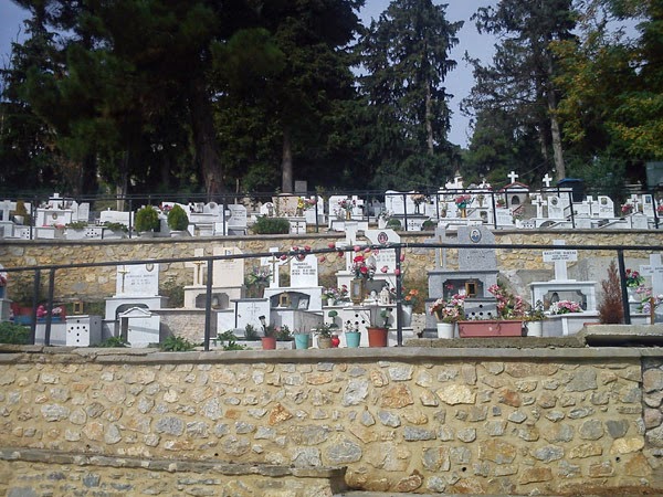 Στην εκταφή των νεκρών πριν το 1997, προχωρά ο δήμος Καστοριάς